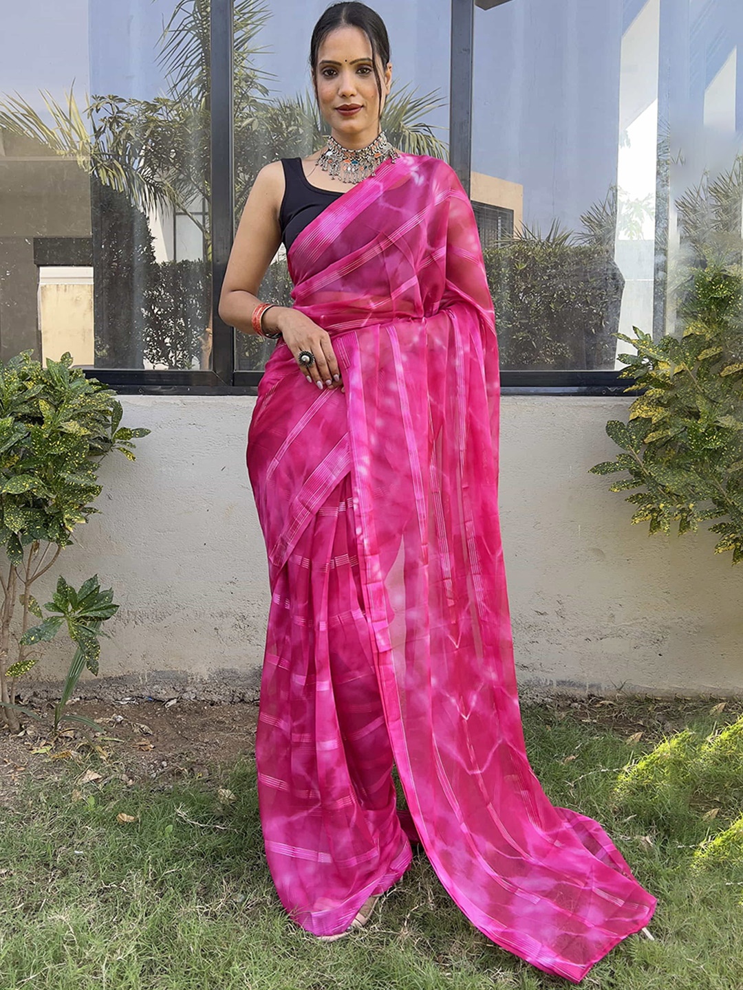 

V3 FASHION STUDIO Tie and Dye Pure Georgette Ready to Wear Jamdani Saree, Pink