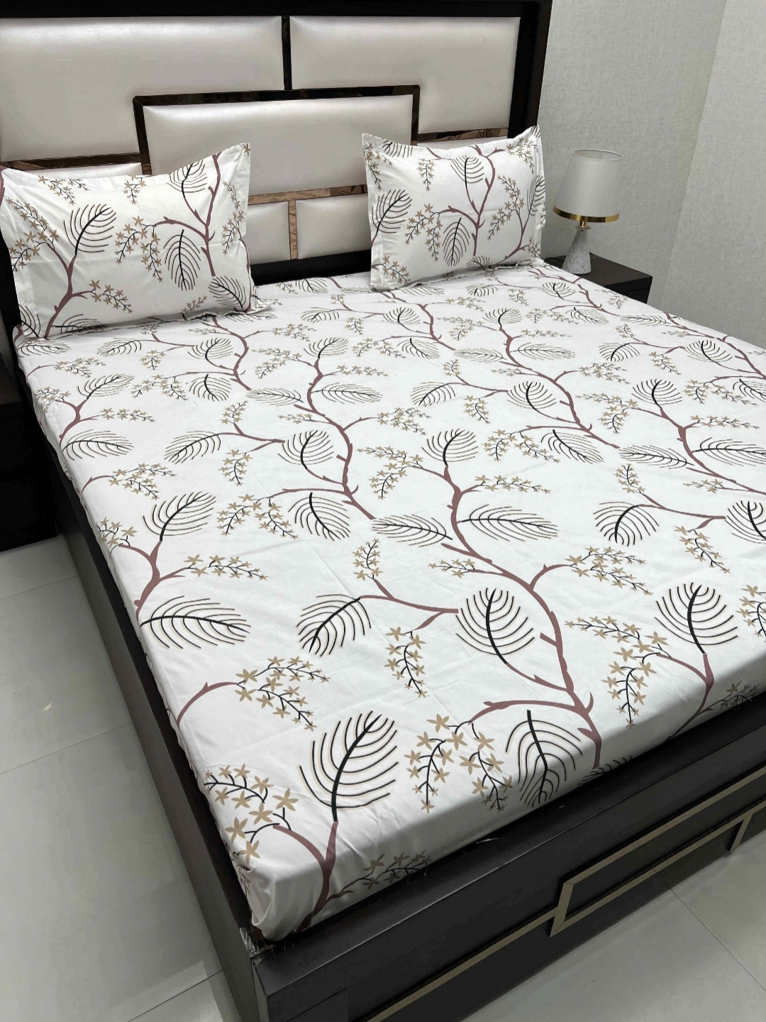 

Pure Decor Queen Size Double Bedsheet With 2 Pillow Covers 2.28m X 2.54m, White