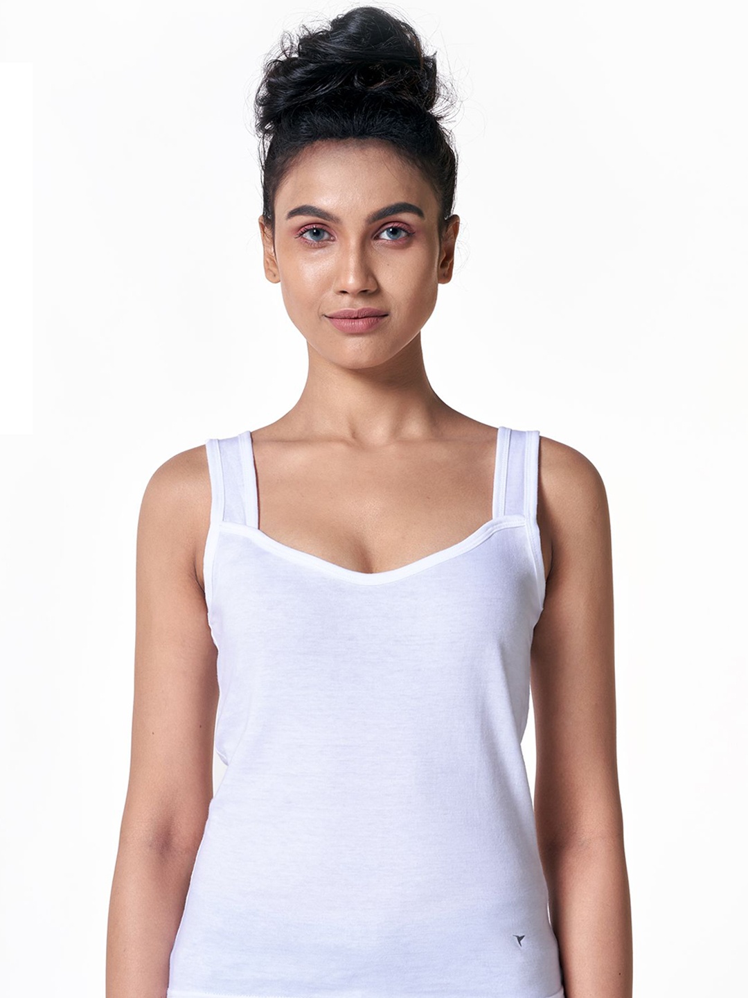 

BLOSSOM Cotton Shoulder Strap Cotton Camisole, White