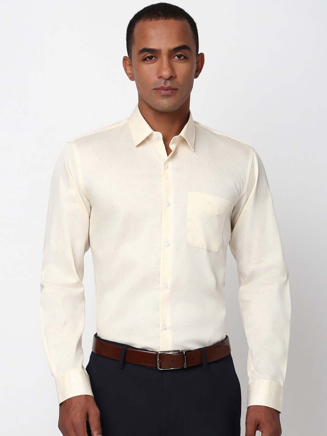 

Peter England Men Spread Collar Micro Ditsy Printed Cotton Casual Shirt, Cream