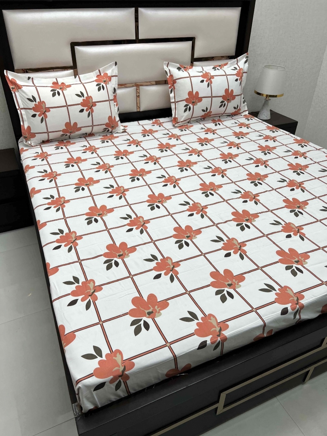 

Pure Decor Queen Size Double Bedsheet With 2 Pillow Covers 2.28m X 2.54m, Orange