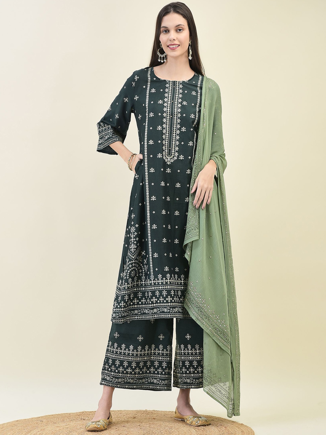 

Shree Floral Printed Round Neck Regular Liva Straight Kurta With Palazzo With Dupatta, Green