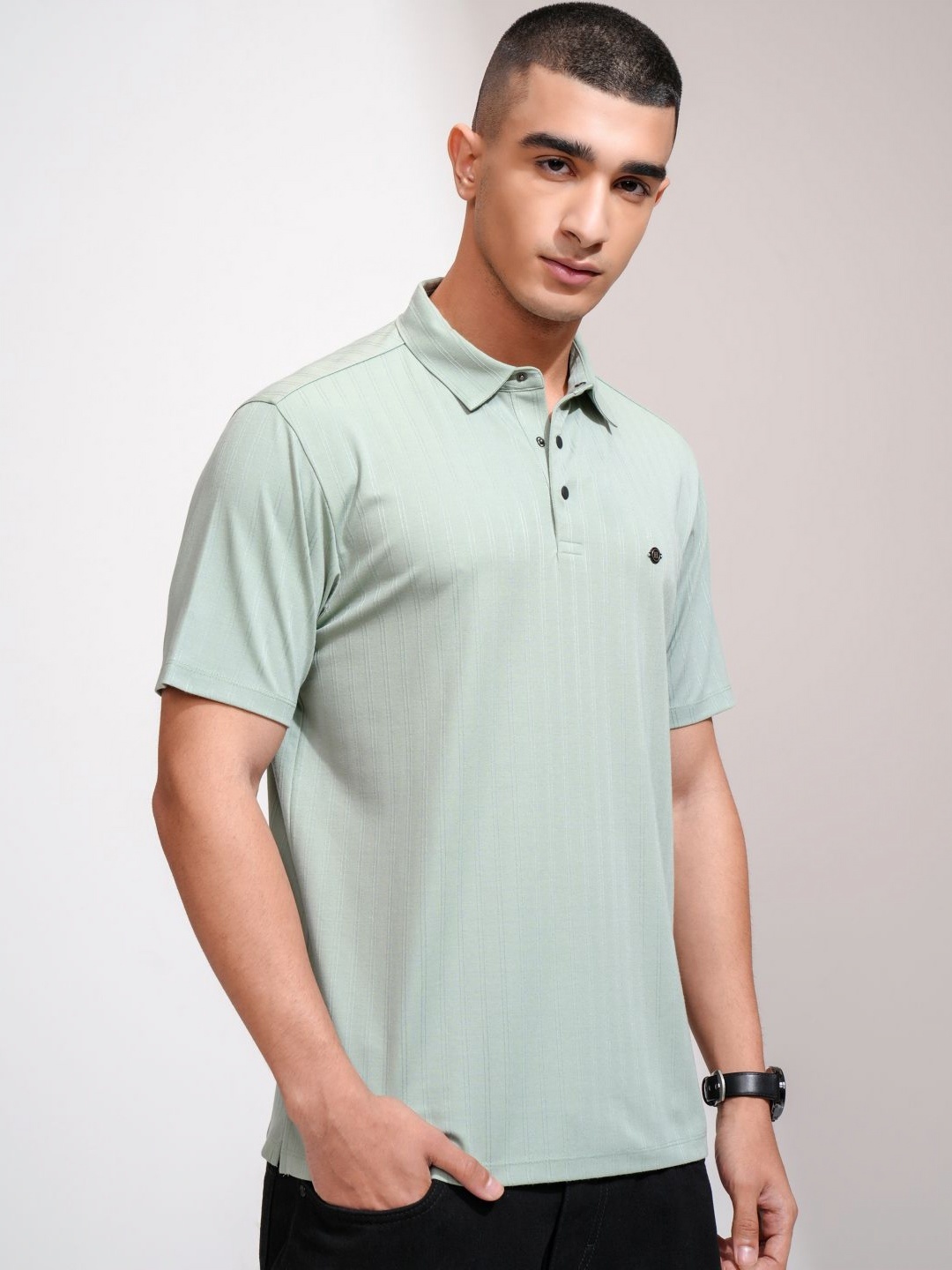 

HIGHLANDER Men Striped Polo Collar T-shirt, Green