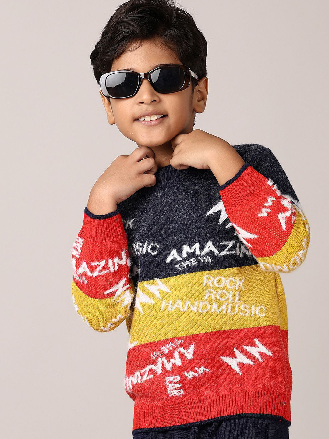 

V-Mart Boys Printed Pure Cotton Sweatshirt with Joggers, Red
