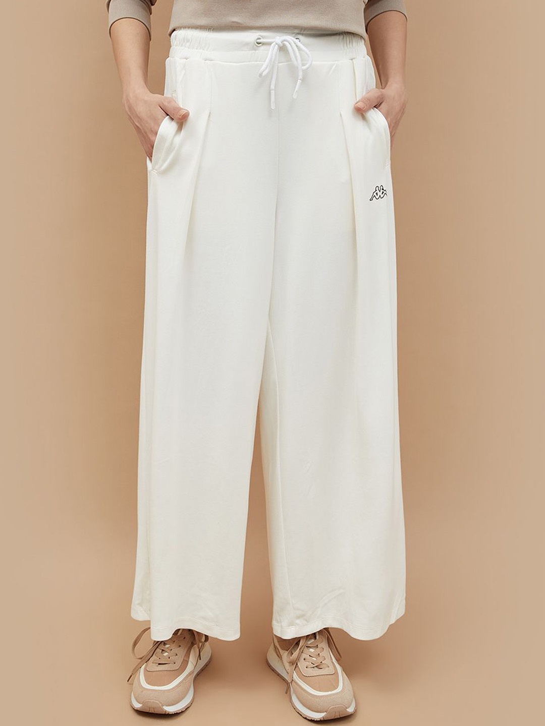

Kappa Women Trousers, Off white