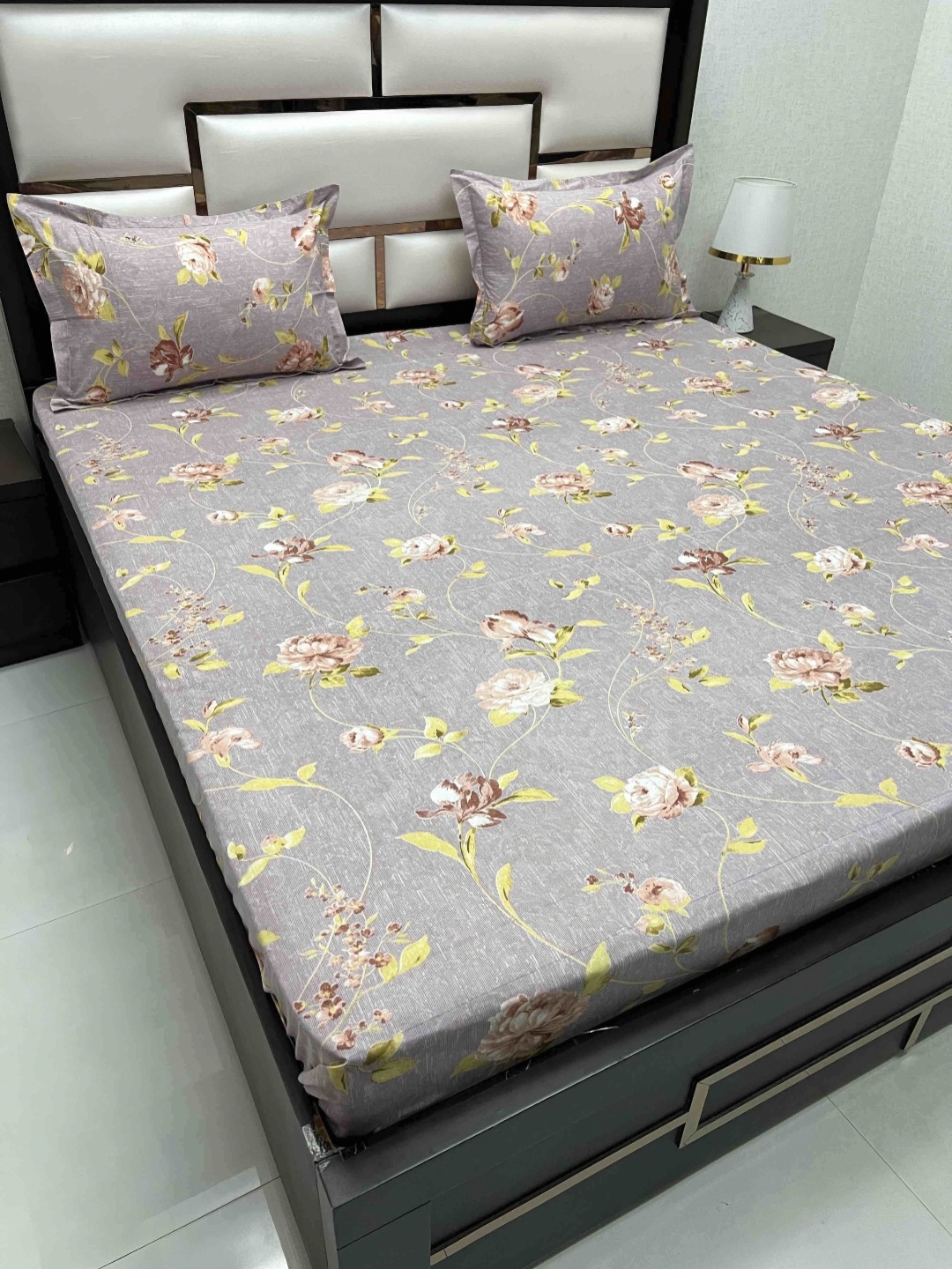 

Pure Decor Velar Purple Floral Printed Pure Cotton 330 TC King Bedsheet Set 3.05 x 2.73 m