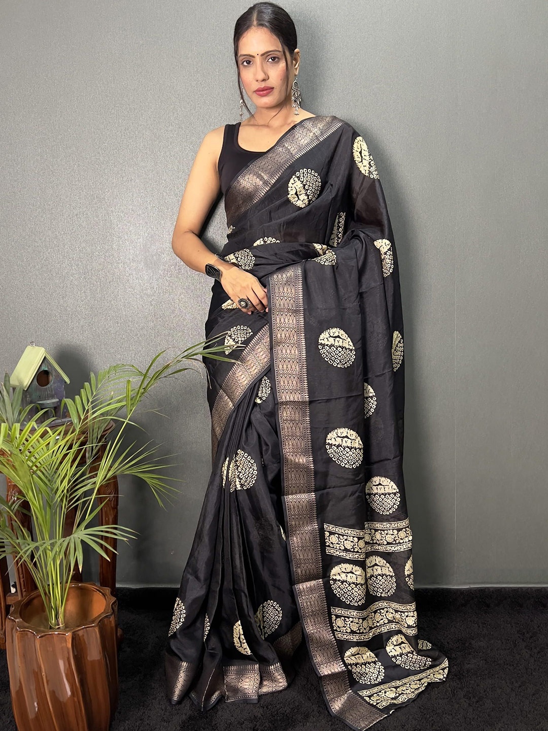 

V3 FASHION STUDIO Woven Design Zari Pure Silk Ready to Wear Jamdani Saree, Black