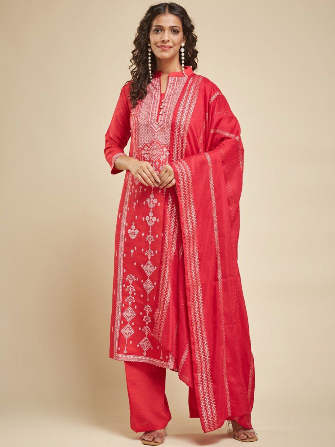 

LADY SHOPI Floral Printed Chanderi Silk Straight Kurta with Trousers & With Dupatta, Red