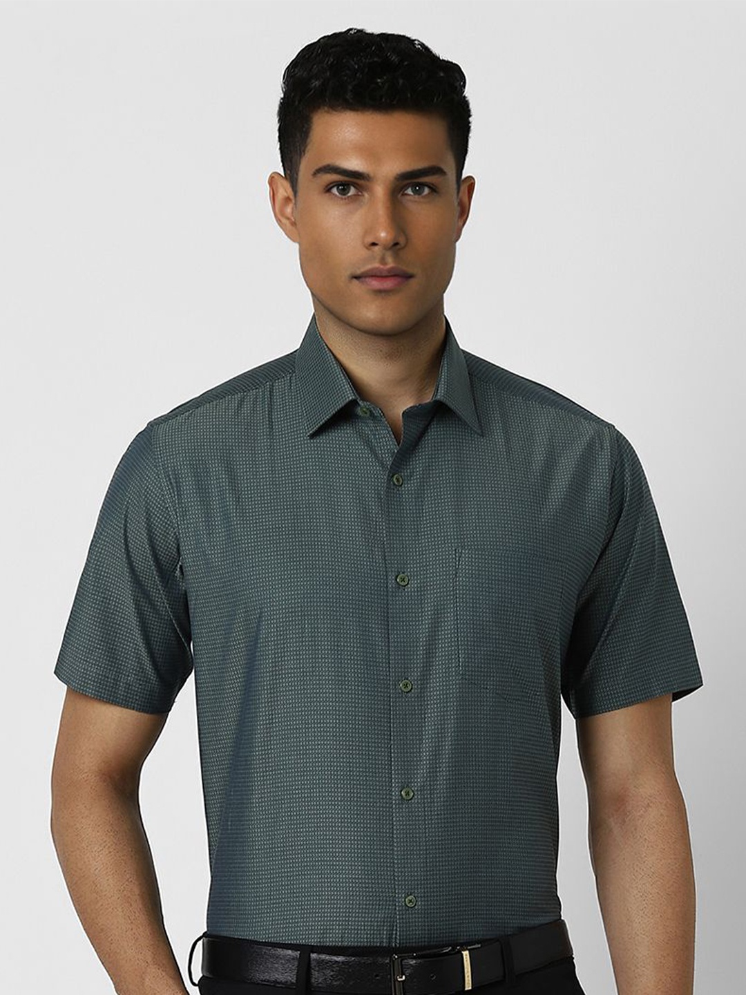 

Van Heusen Men Spread Collar Textured Cotton Slim Fit Formal Shirt, Green