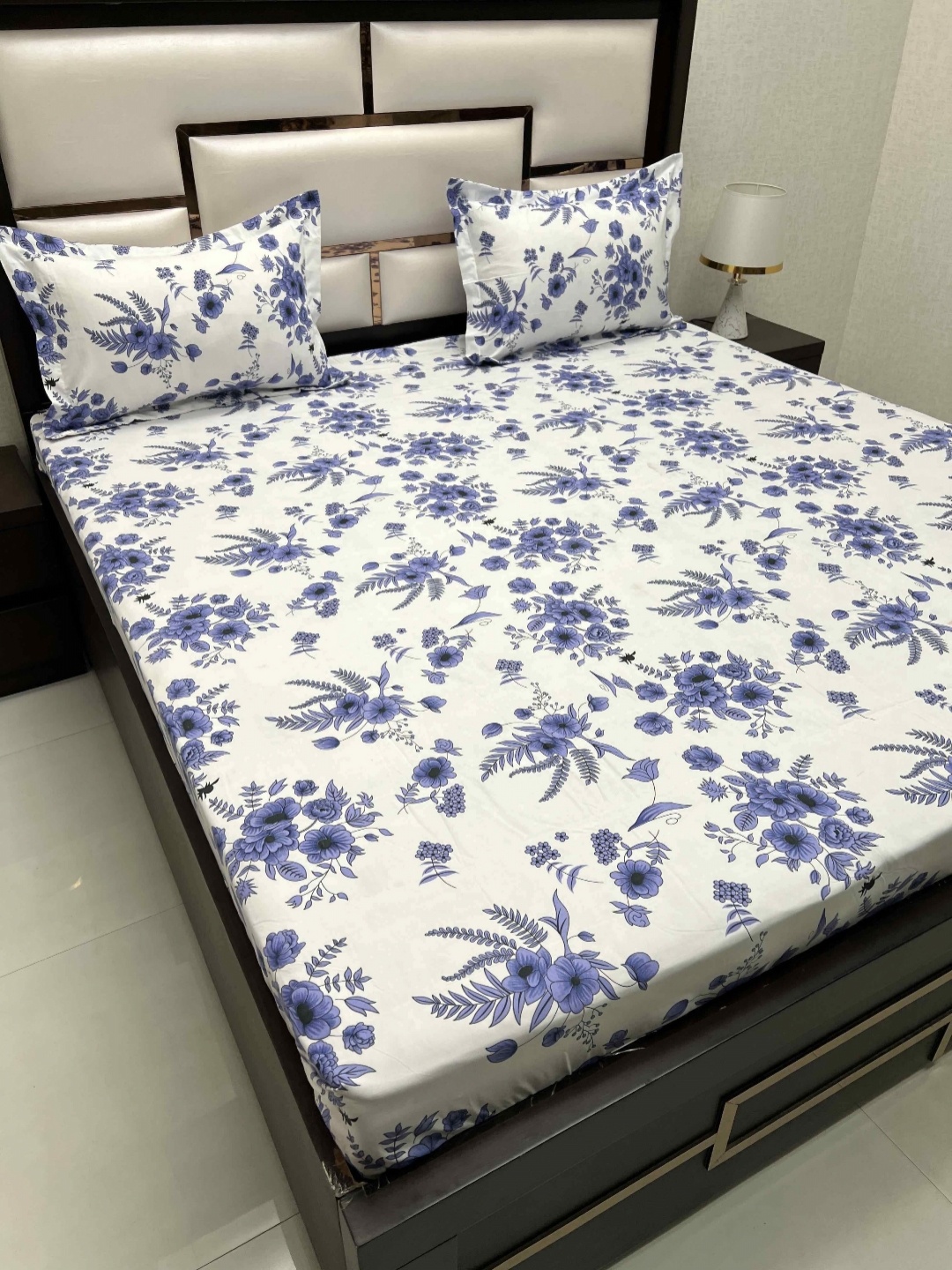 

Pure Decor Queen Size Double Bedsheet With 2 Pillow Covers 2.28m X 2.54m, Blue