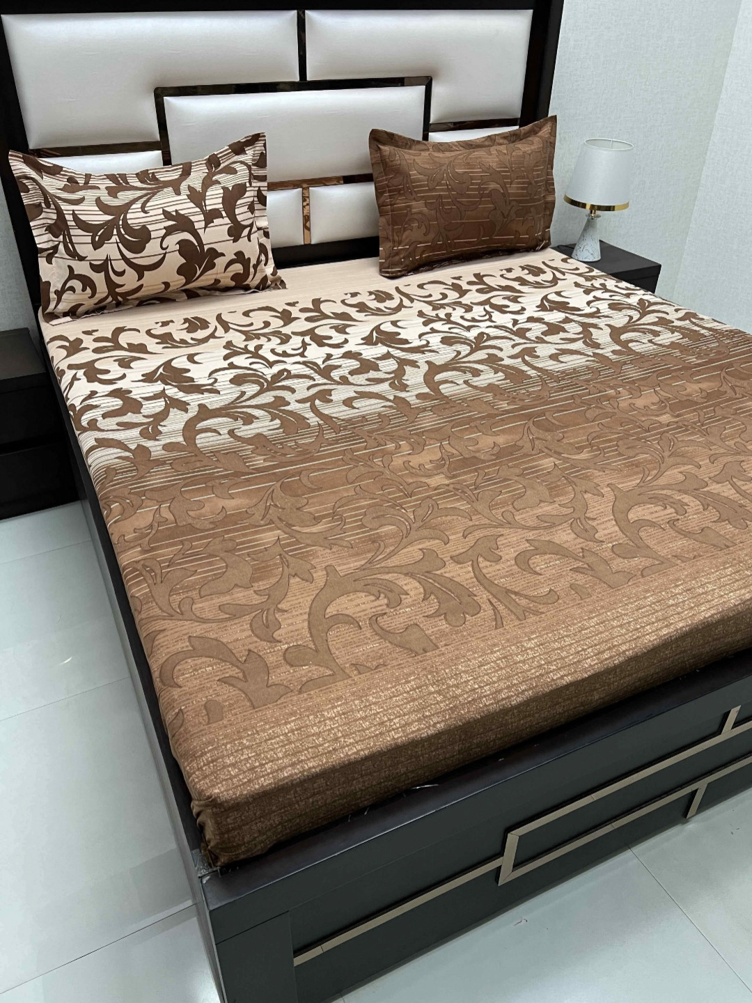 

Pure Decor Brown Ethnic Motifs Microfiber 230 TC Queen Bedsheet Set 2.27 m x 2.54 m