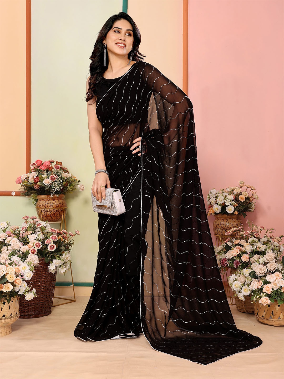 

PHORIA STYLE Embellished Mukaish Saree, Black