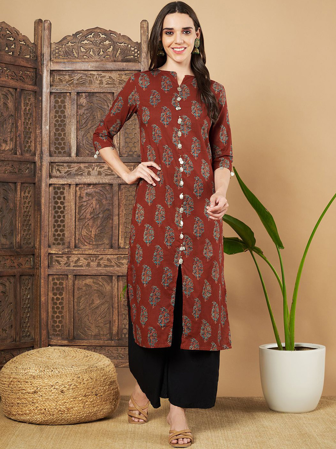 

FABRIC FITOOR Ethnic Motifs Printed Round Neck Straight Cotton Kurta, Maroon