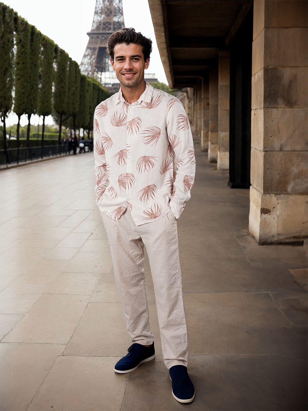 

Celio Men Classic Spread Collar Floral Printed Casual Shirt, Off white