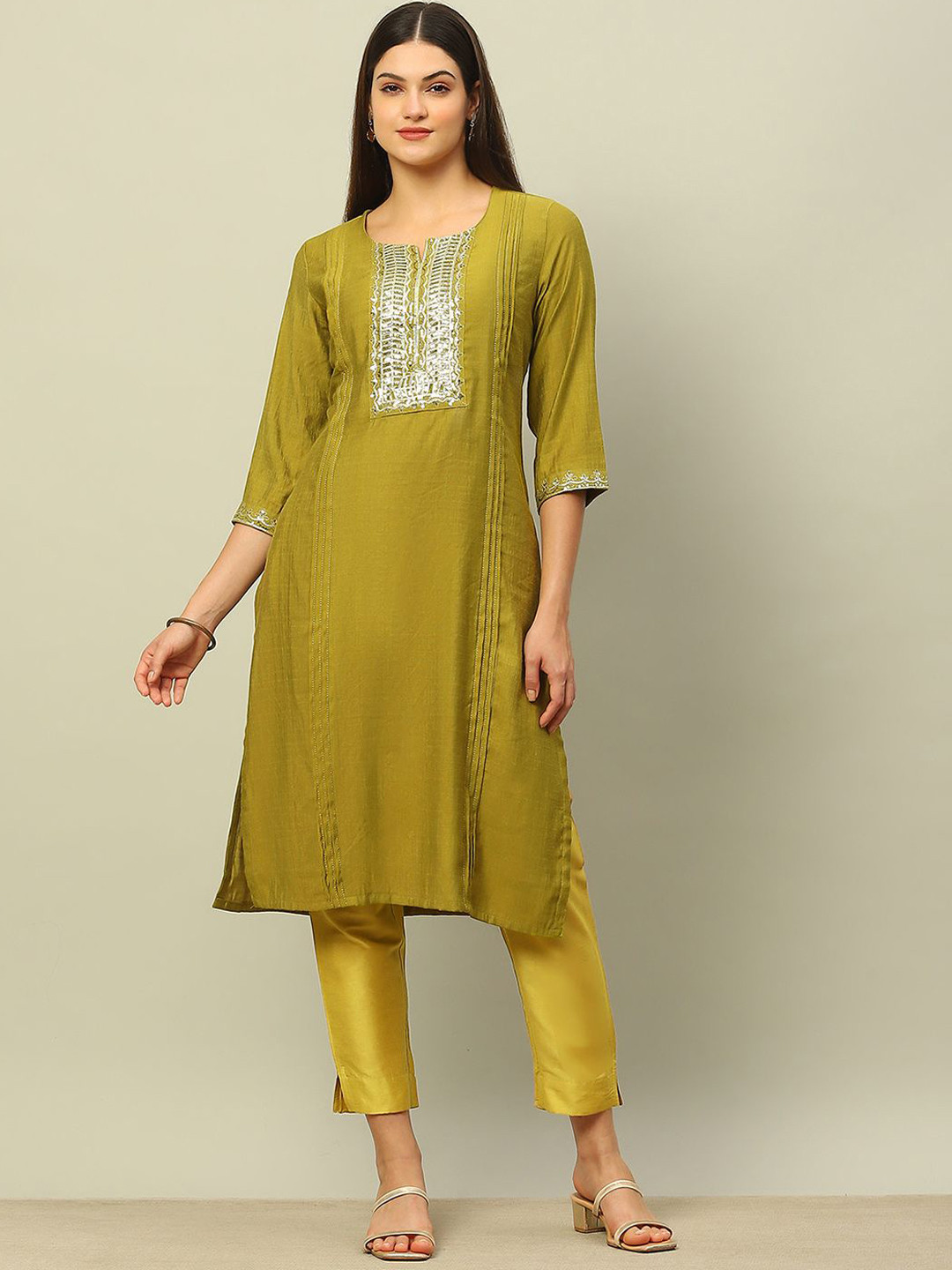 

Rangriti Women Kurta, Green