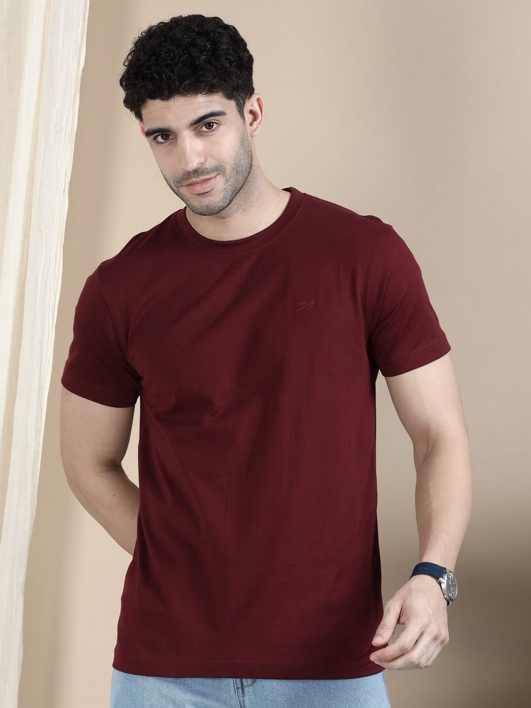 

Dogi Verg Men Solid Round Neck Cotton Slim Fit T-shirt, Maroon