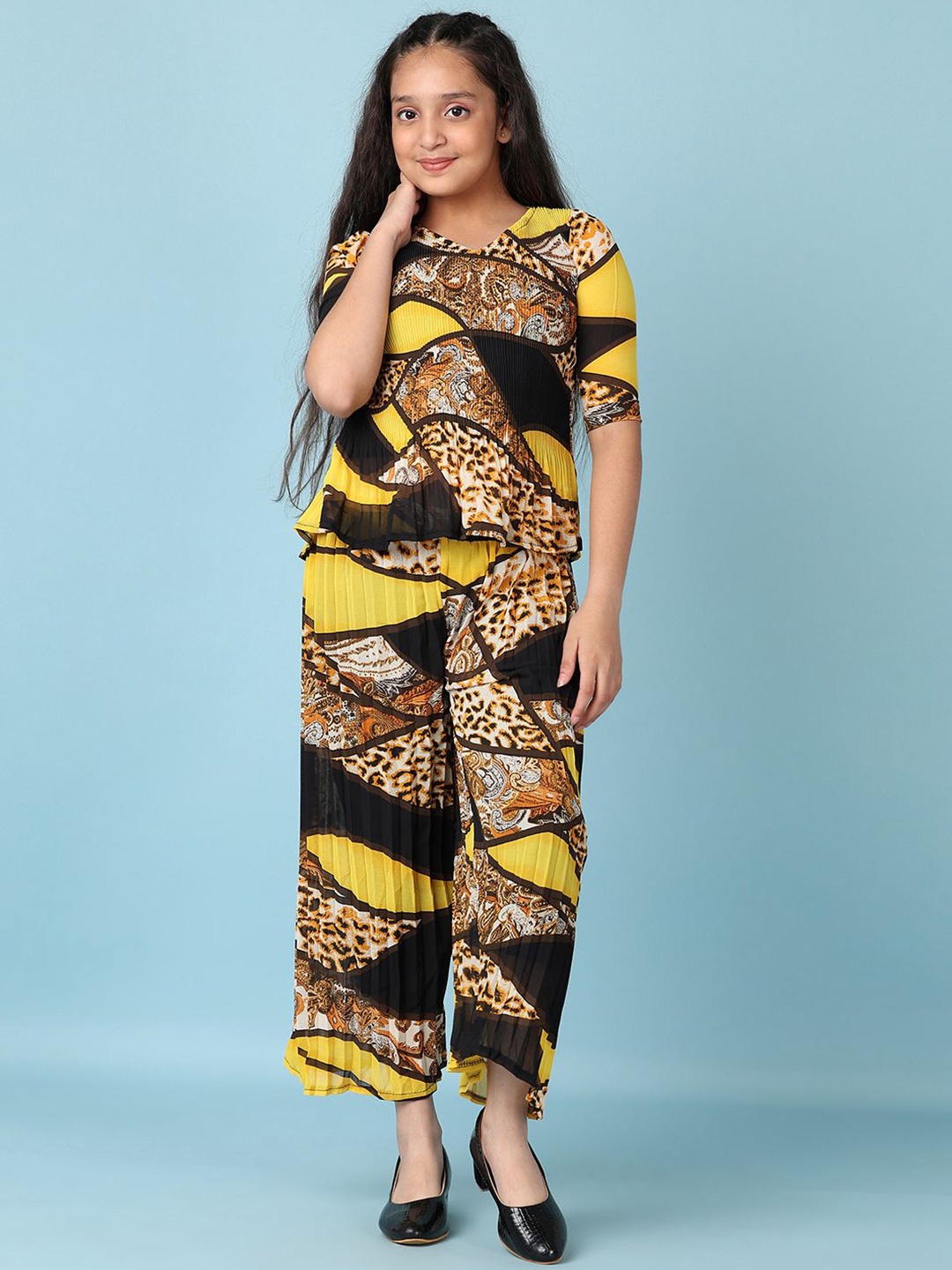 

V-Mart Girls Printed V-Neck Short Sleeves Georgette Top With Trouser, Yellow