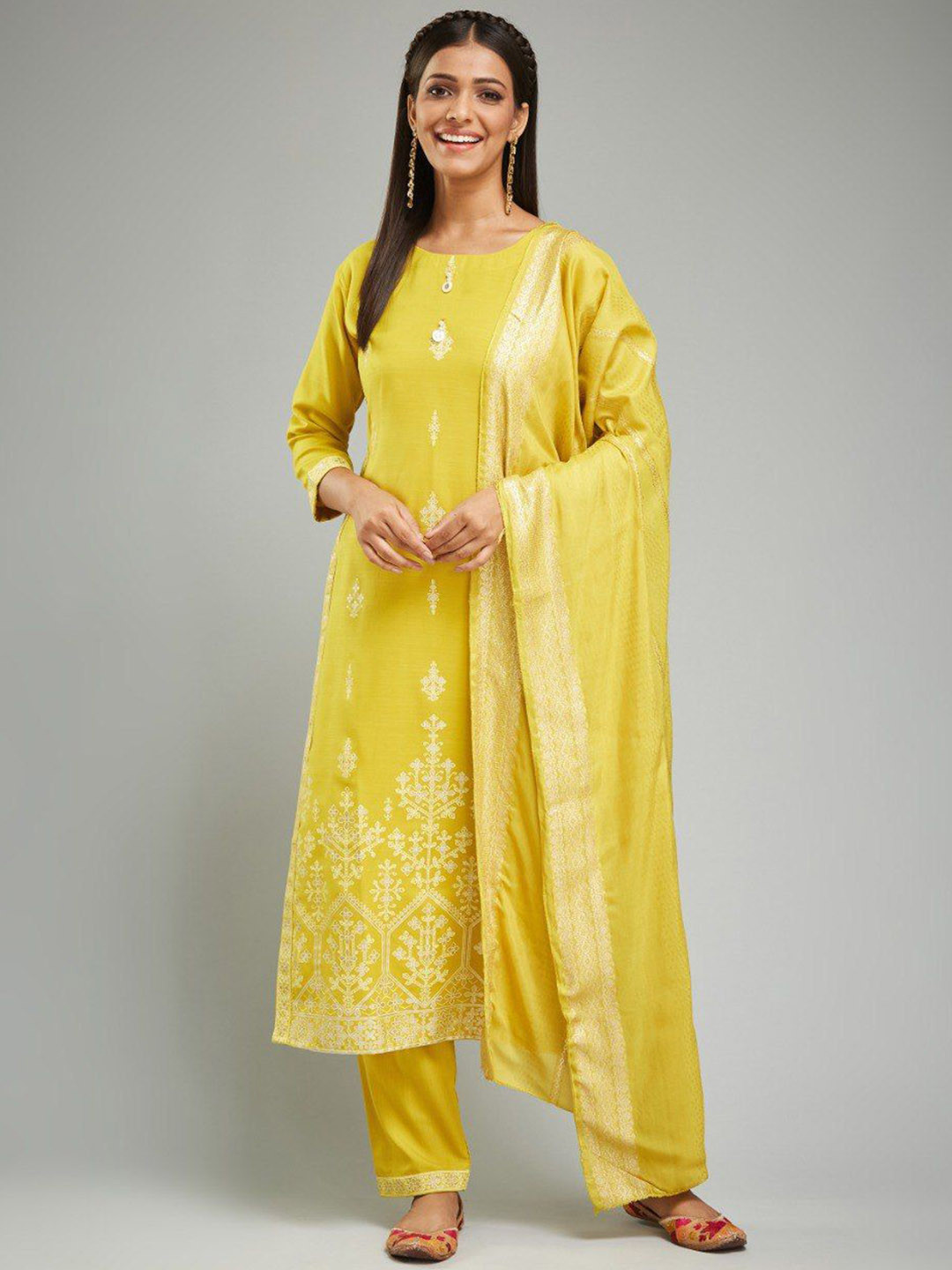 

JULEE Floral Printed Straight Kurta With Trousers & Dupatta, Yellow