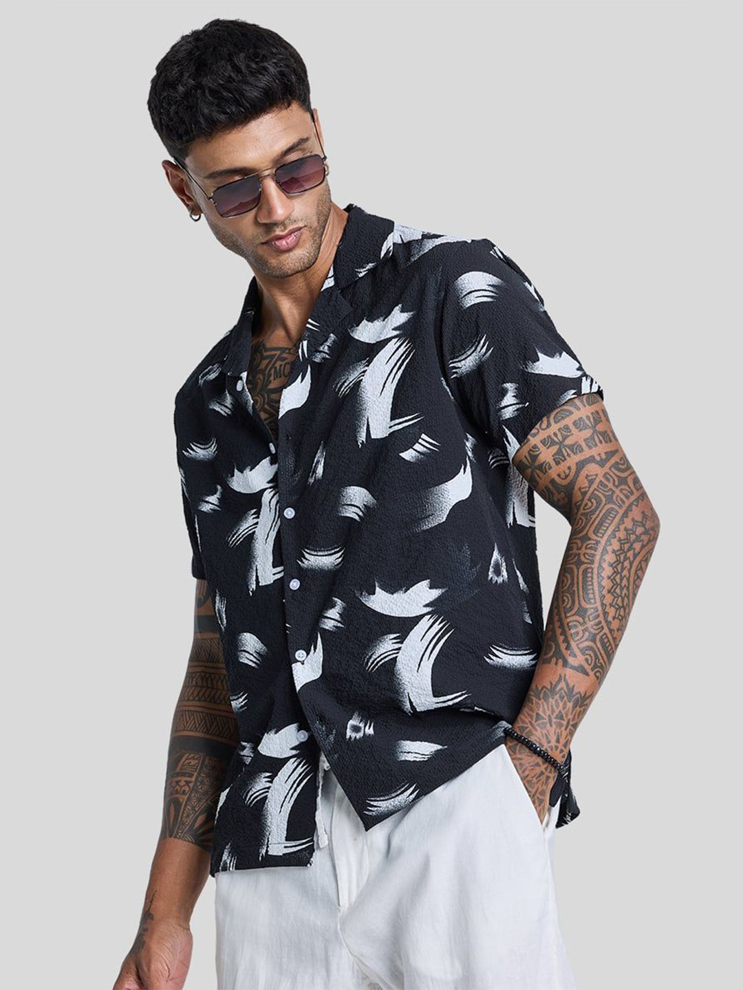 

Snitch Men Smart Cuban Collar Abstract Printed Casual Shirt, Black