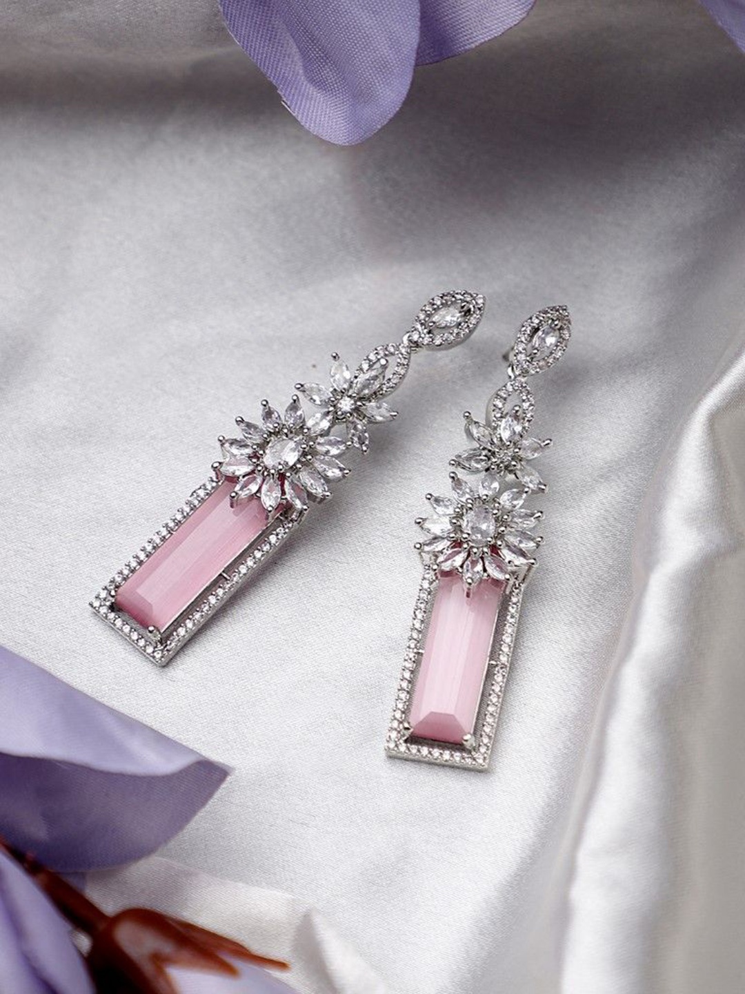 

CARDINAL Contemporary Drop Earrings, Silver