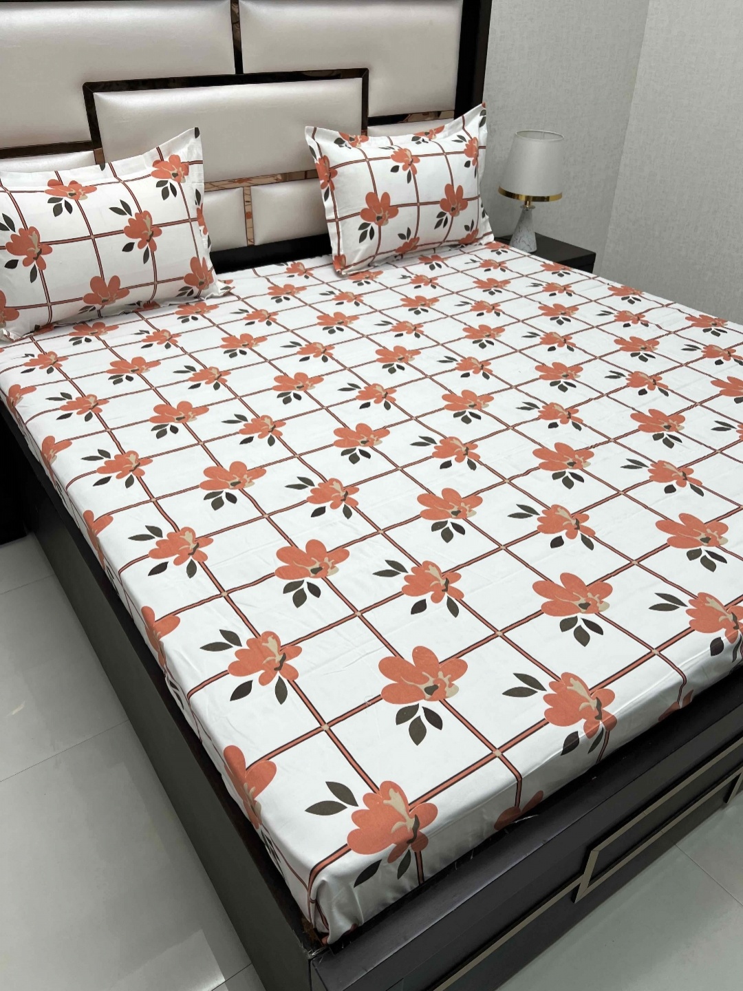 

Pure Decor Queen Size Double Bedsheet With 2 Pillow Covers 2.28m X 2.54m, Orange