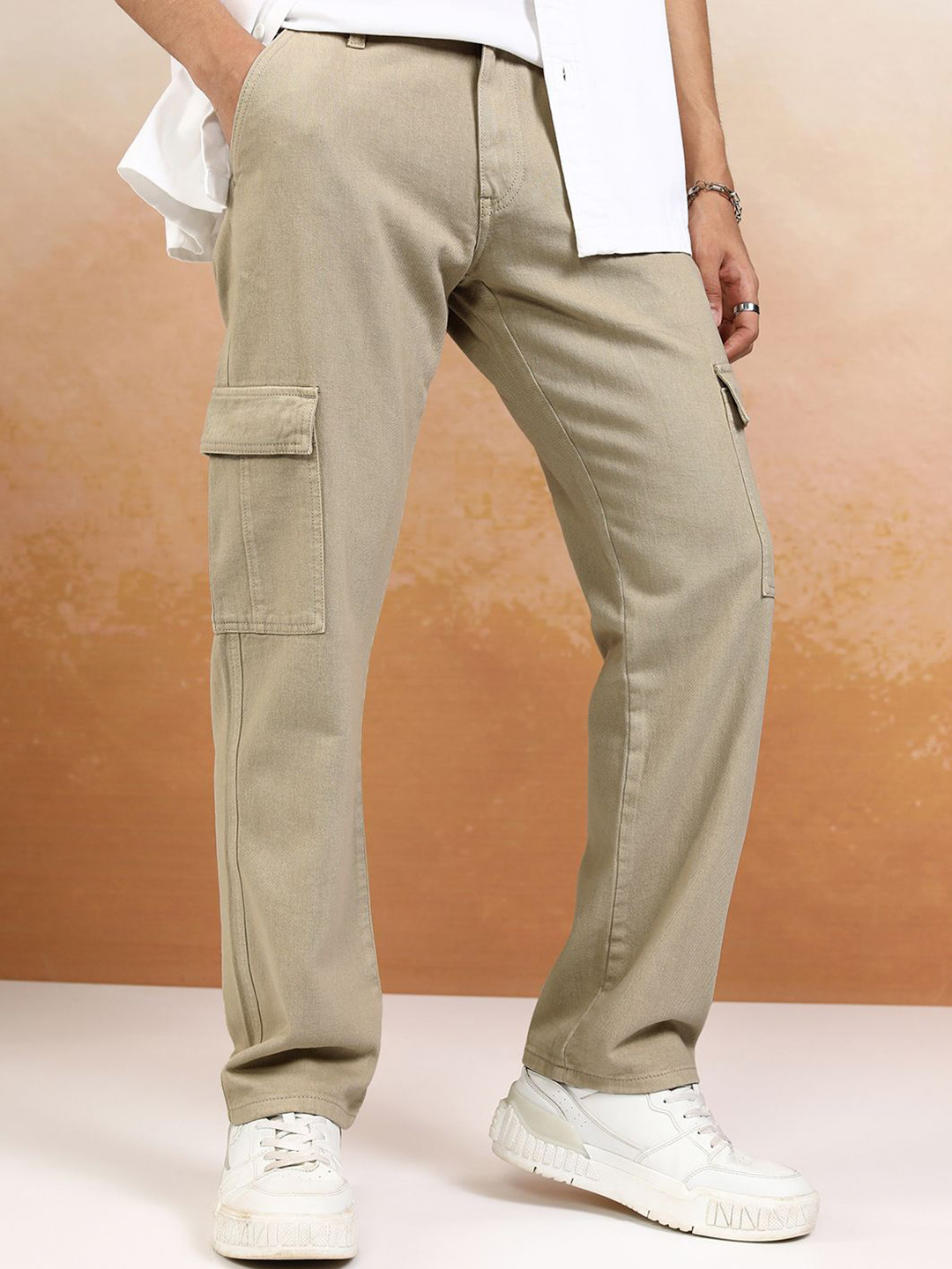 

HIGHLANDER Men Straight Fit Jeans, Olive