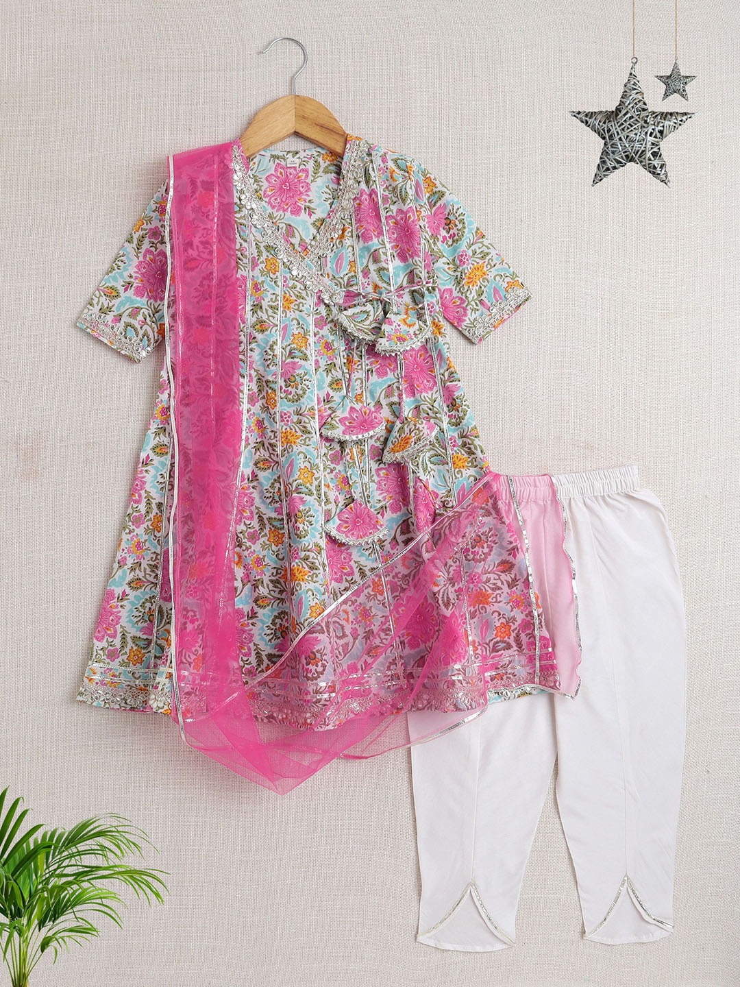 

The Magic Wand Girls Floral Printed Anarkali Kurta with Sharara & Dupatta, Pink