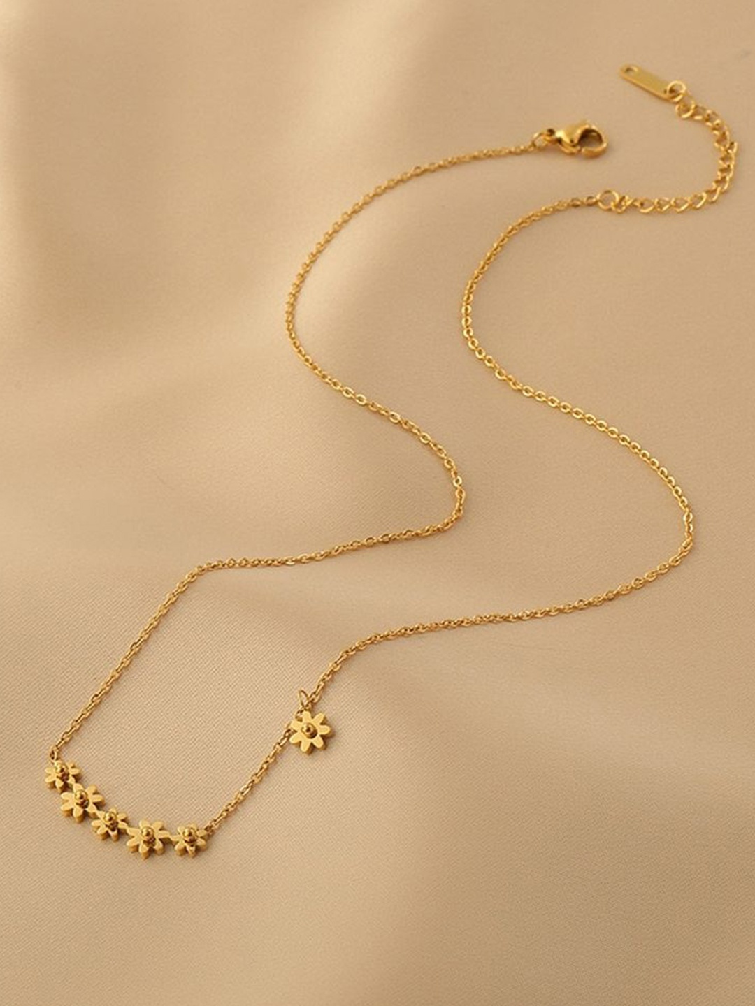 

MYKI Gold-Plated Stainless Steel Floral Necklace