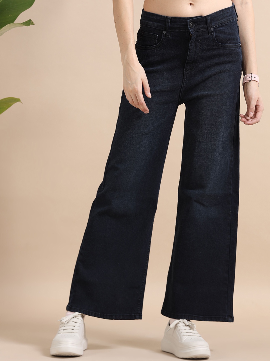 

Mast & Harbour Women Comfort Wide Leg High-Rise Light Fade Stretchable Jeans, Blue