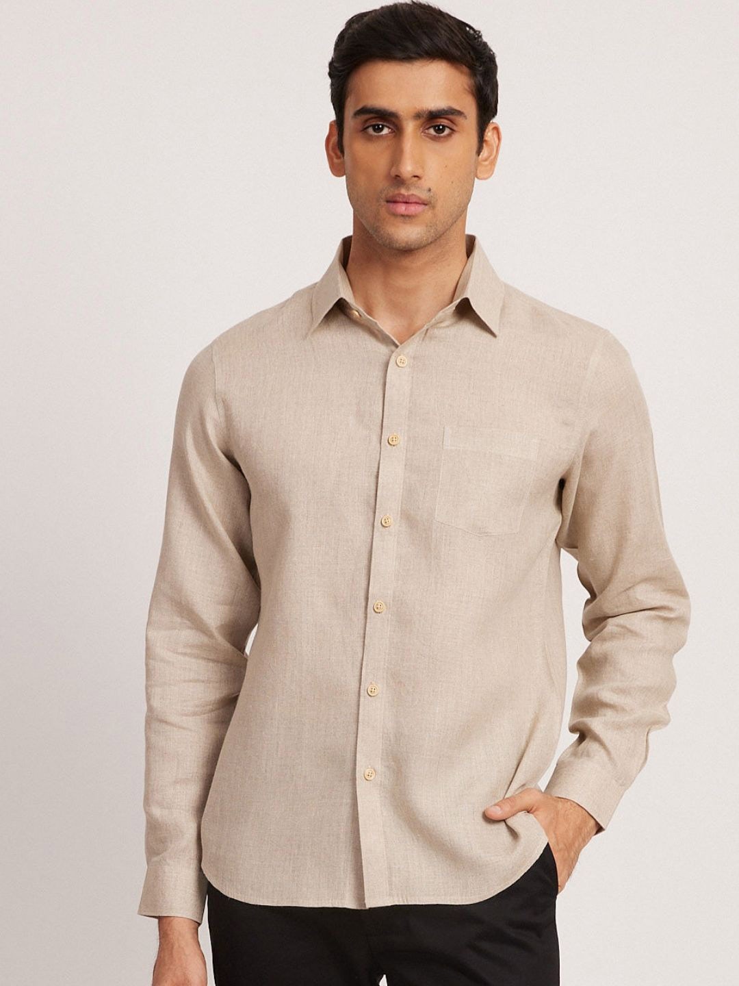 

Creatures of Habit Men Linen Shirt, Beige