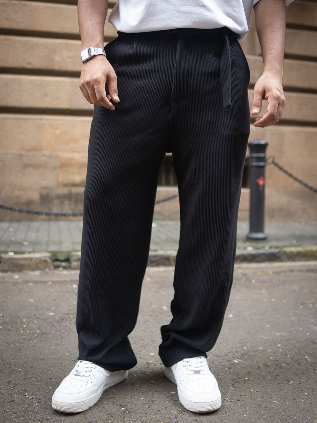 

Powerlook Men Baggy Fit Corduroy Pleated Trousers, Black