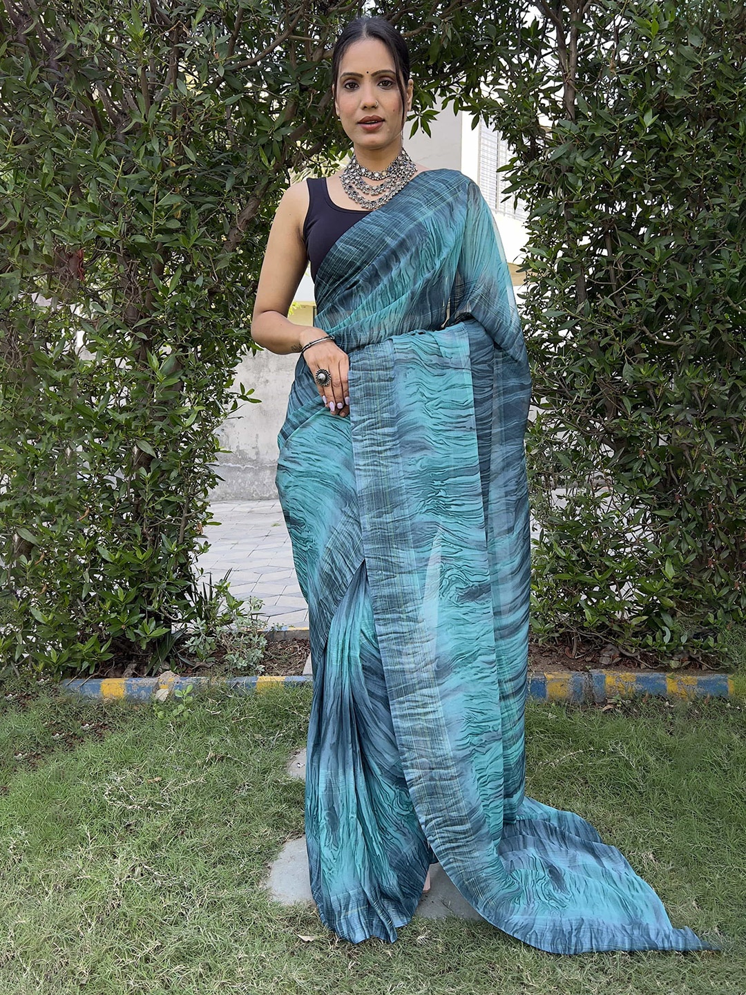 

V3 FASHION STUDIO Leheriya Pure Chiffon Ready to Wear Jamdani Saree, Blue