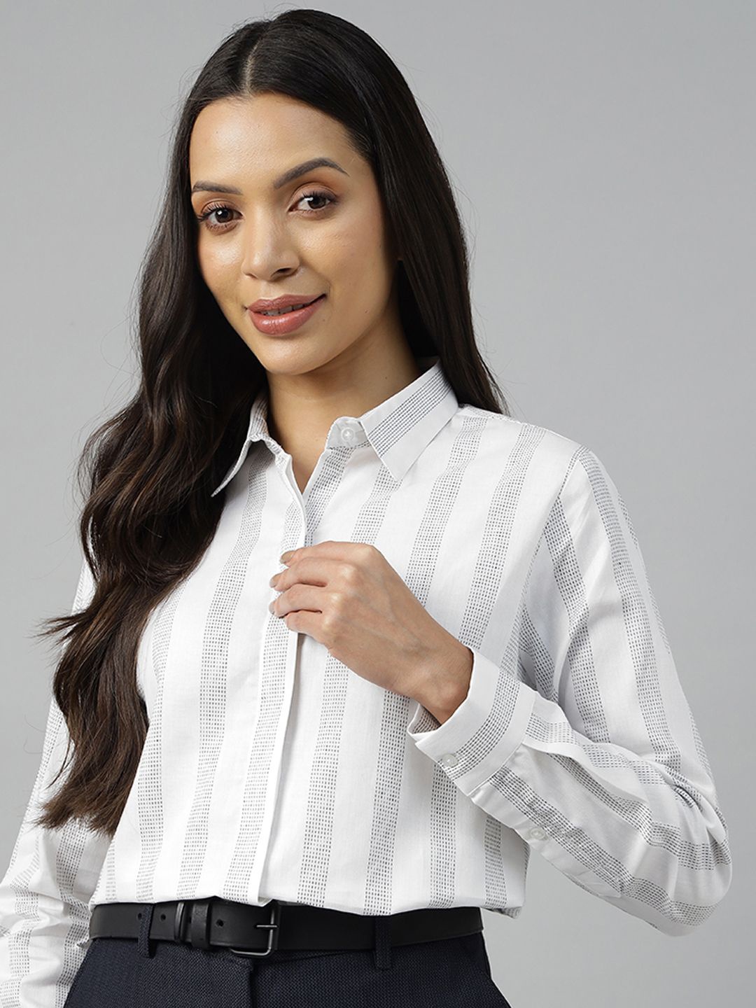 

Hancock Women Standard Spread Collar Vertical Striped Pure Cotton Formal Shirt, White