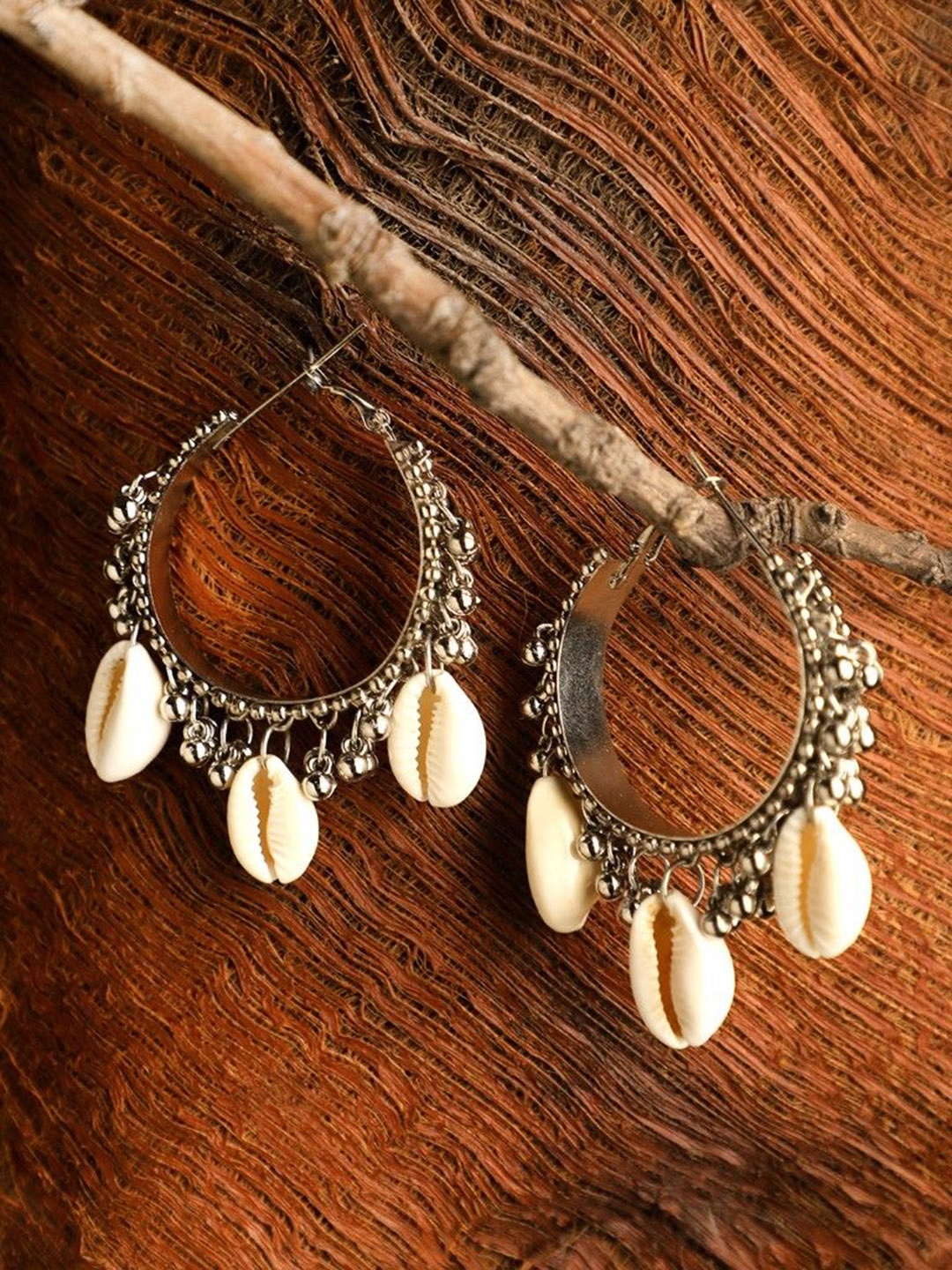 

CARDINAL Circular Hoop Earrings, Silver