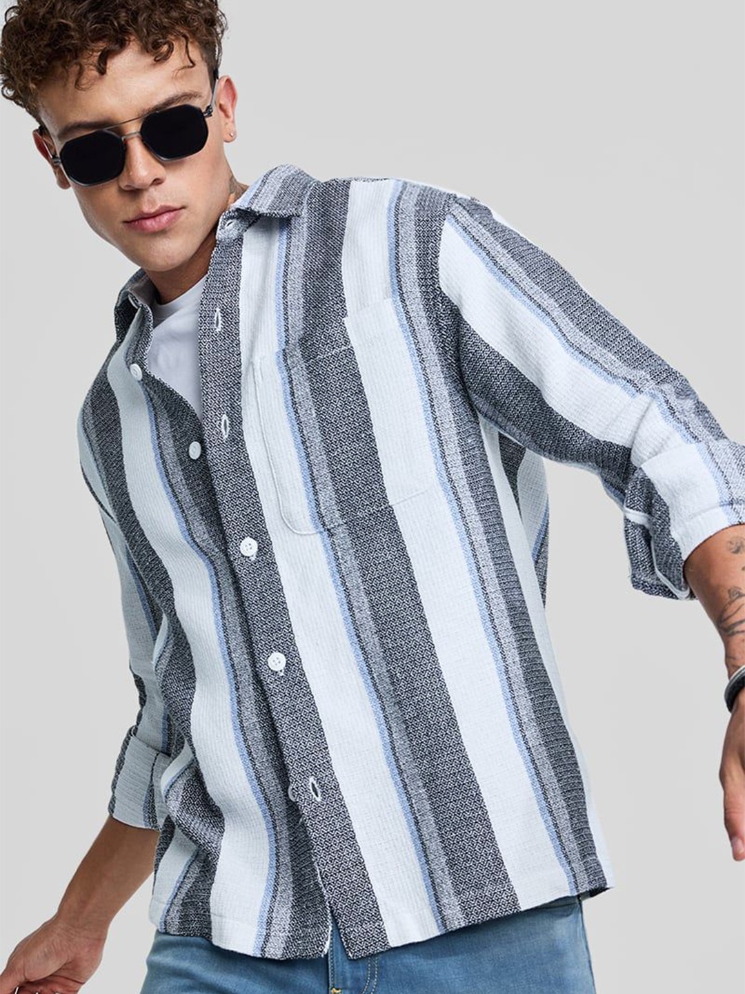 

Snitch Men Smart Spread Collar Vertical Striped Cotton Casual Shirt, Charcoal