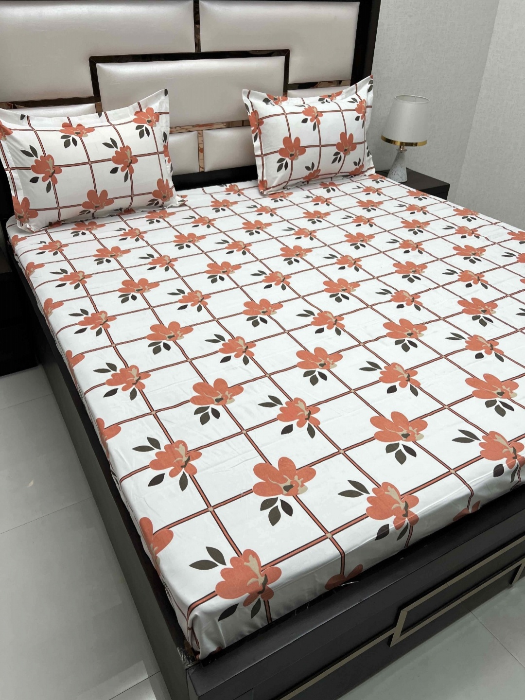 

Pure Decor Queen Size Double Bedsheet With 2 Pillow Covers 2.28m X 2.54m, Orange