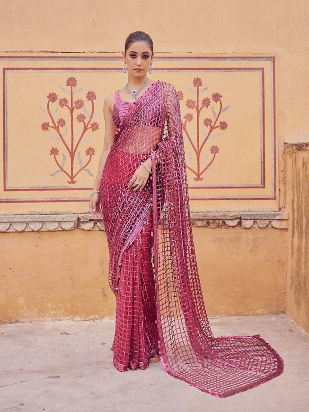 

MAHALASA Ethnic Motifs Net Saree, Magenta