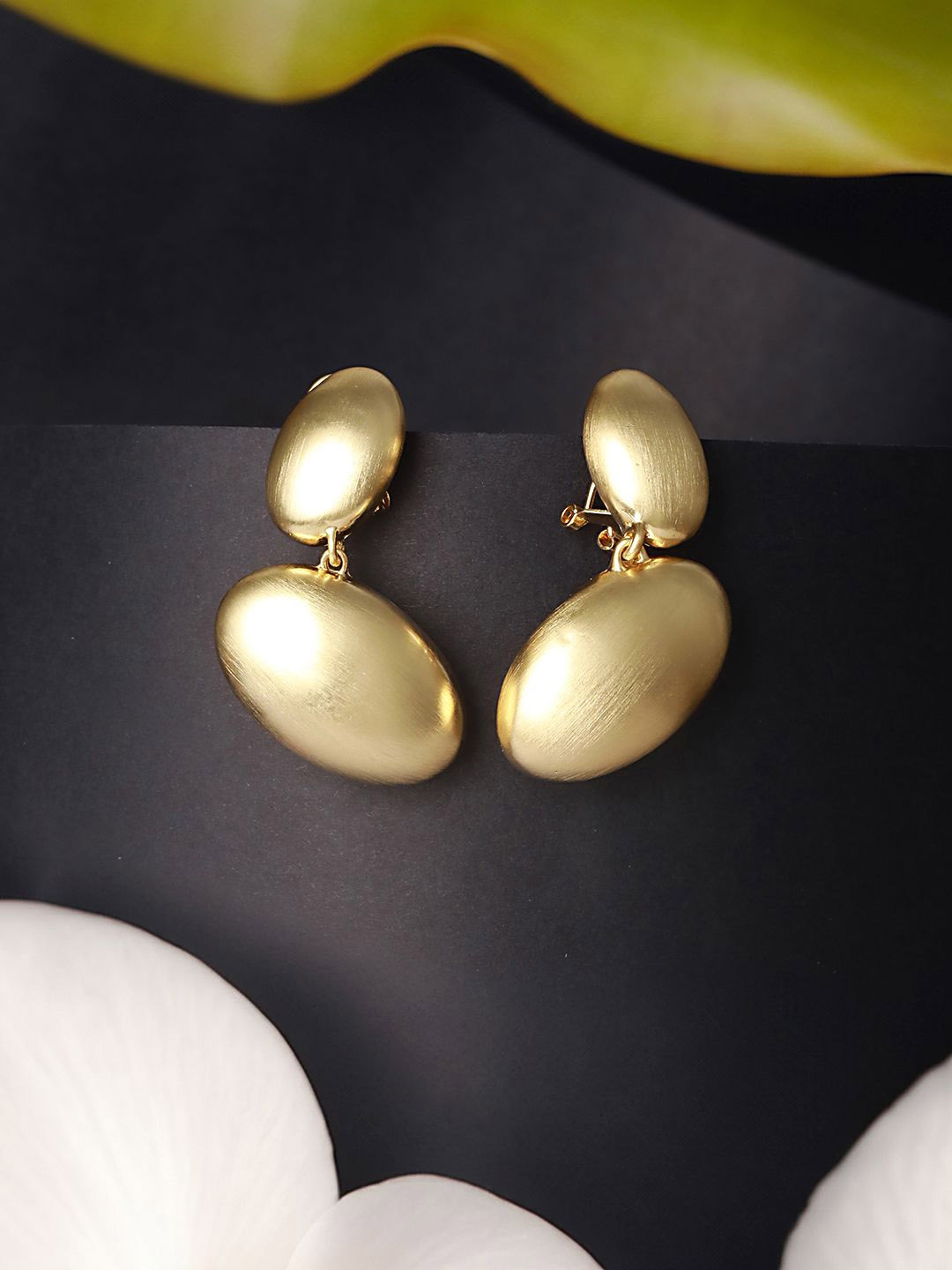 

SARAF TRENDZ Stainless Steel Gold-Plated American Diamond Studded Drop Earrings