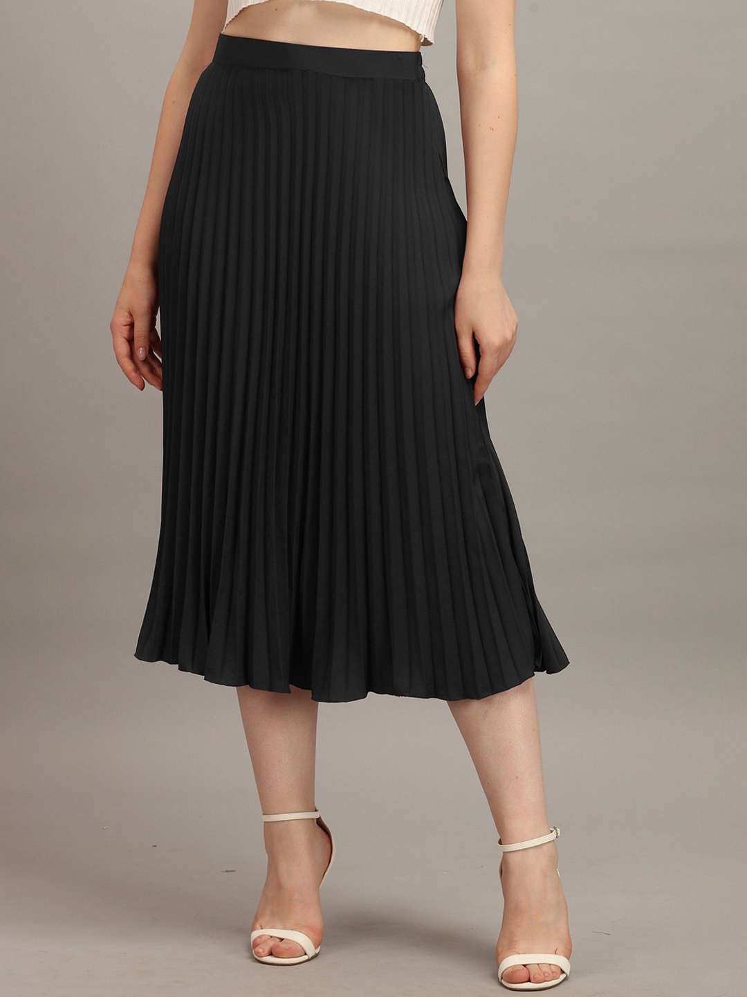 

Krunal Raiyani Accordion Pleated Flared Midi Skirt, Black