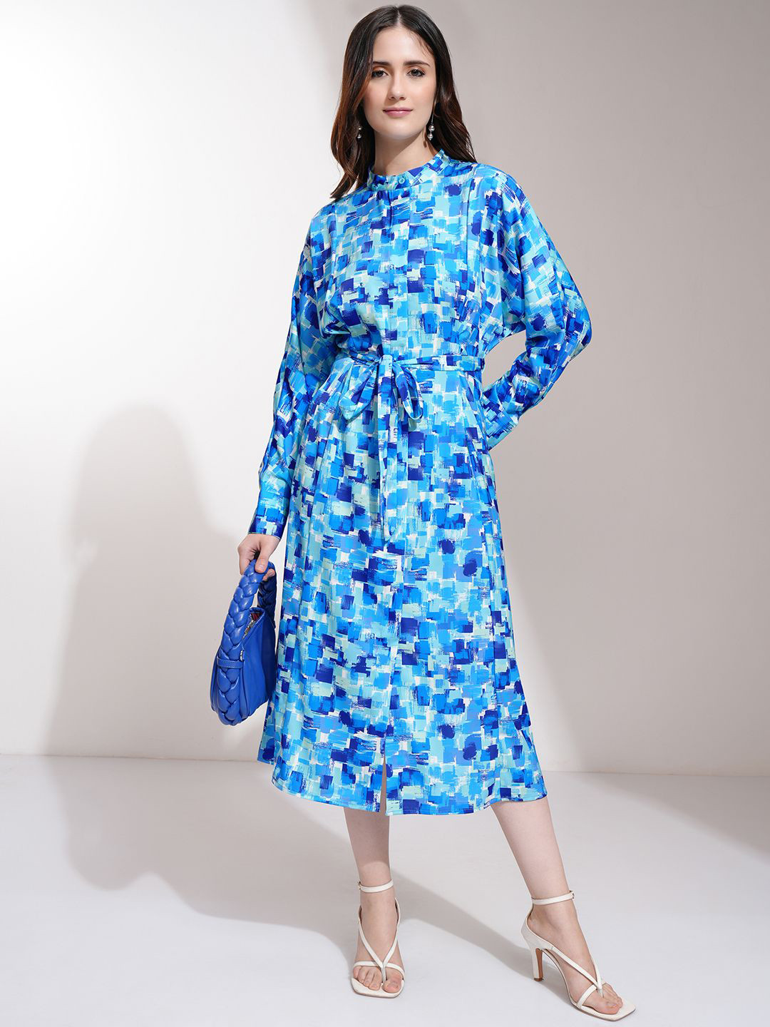 

Tokyo Talkies Women Printed Batwing Sleeve Fit & Flare Midi Dress, Blue