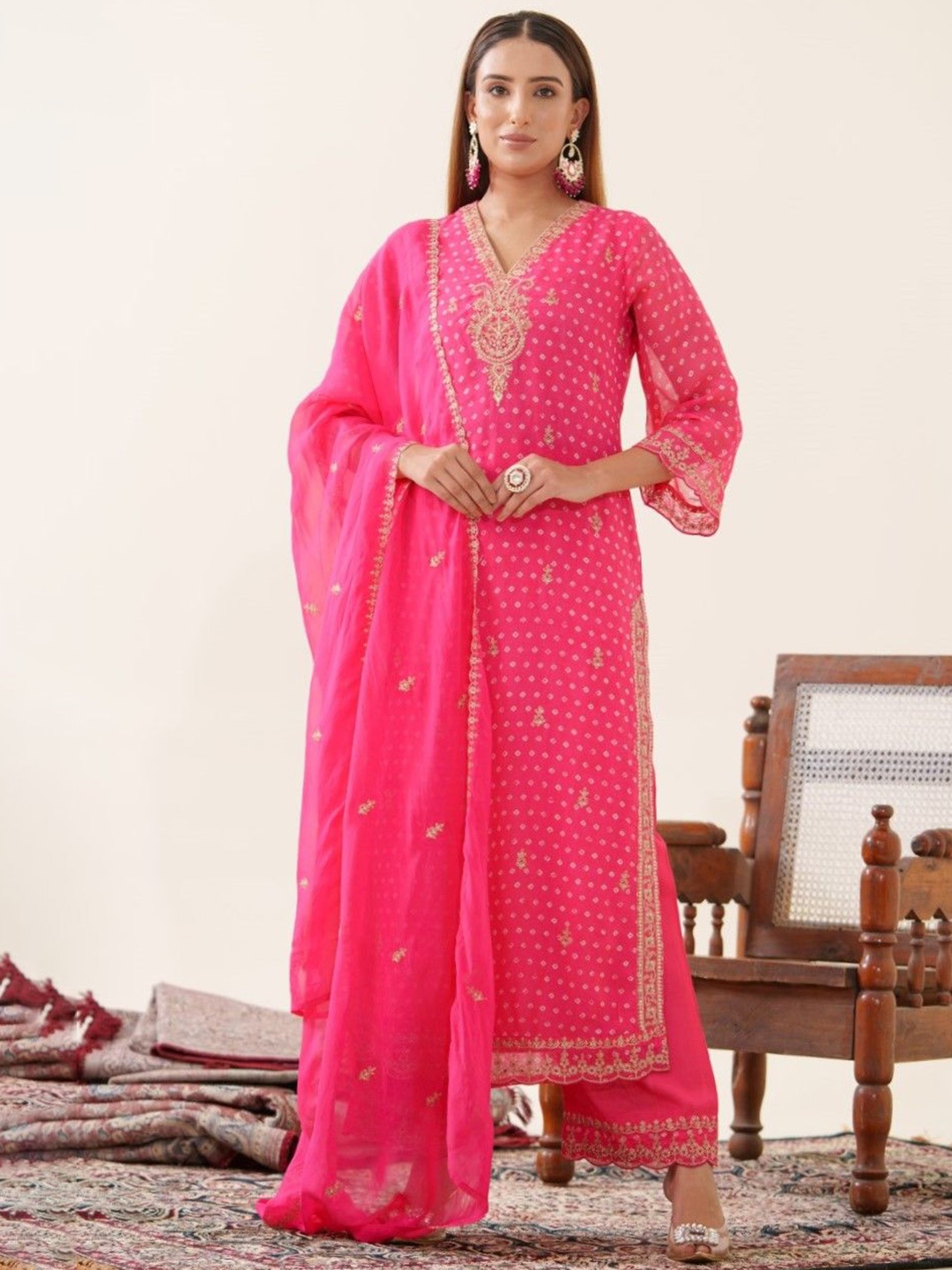 

AUTUMN LANE Ethnic Motifs Embroidered V-Neck Straight Kurta With Palazzos & Dupatta, Pink