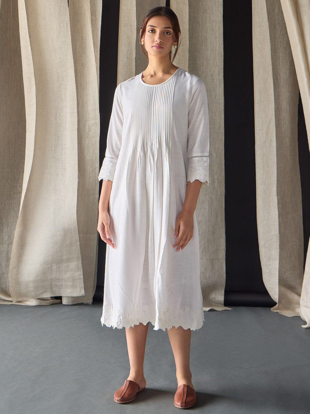 

Bombay Bloom Women Embroidered Round Neck A-Line Midi Dress, White