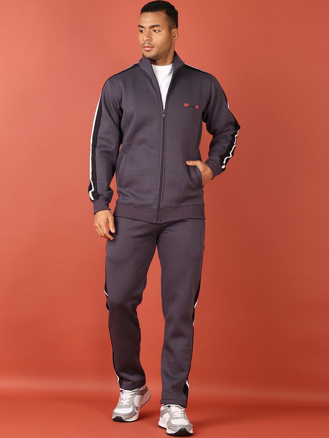 

V-Mart Men Mock Collar Long Sleeves Tracksuits, Mauve