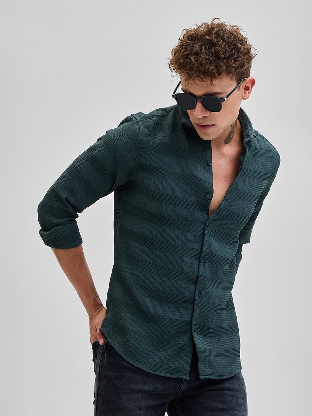 

Snitch Men Smart Spread Collar Textured Casual Shirt, Teal