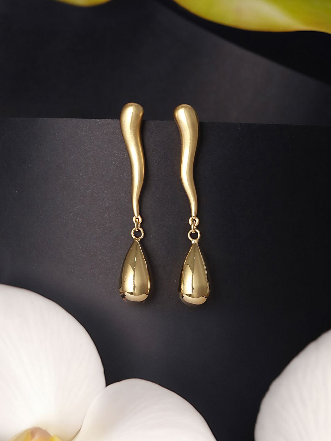 

SARAF TRENDZ 18k Gold Plated Elegant Water Drop Minimalist Anti-tarnish Drop Earrings