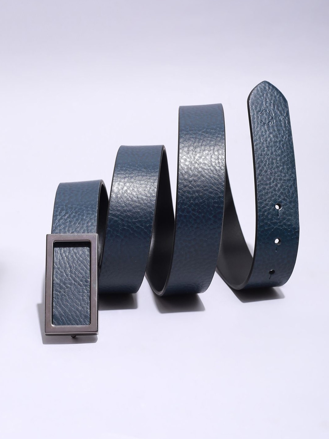 

Allen Solly Men Textured Leather Belt, Navy blue