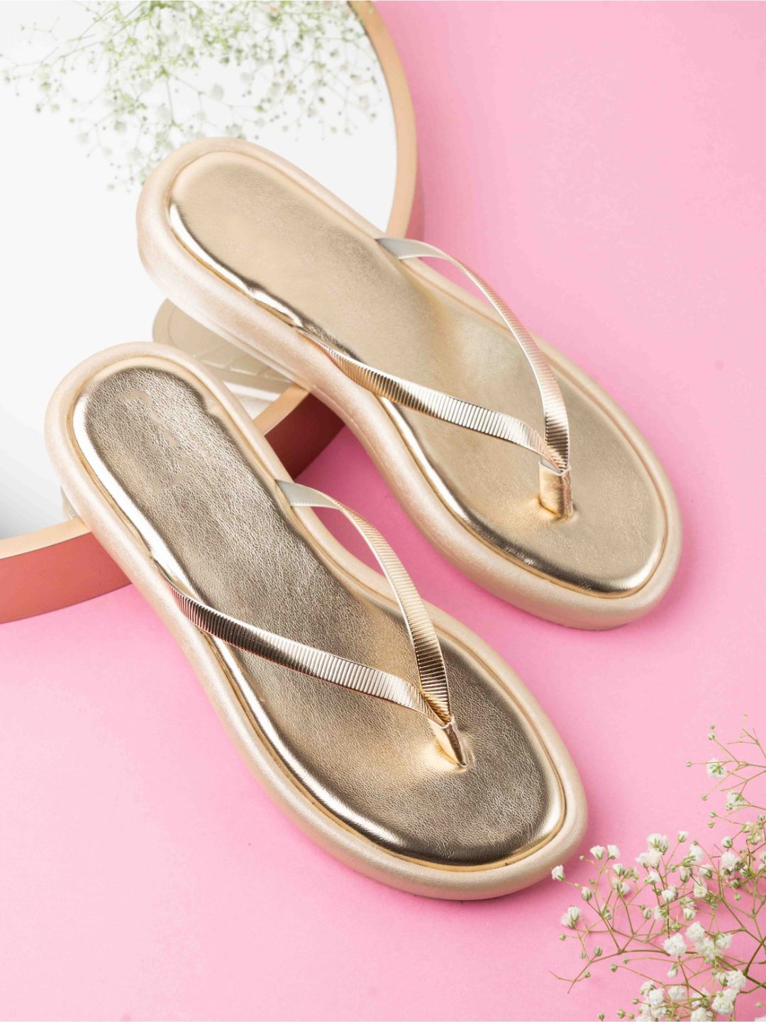 

Inc 5 Women Synthetic Textured T-Strap Flats, Gold