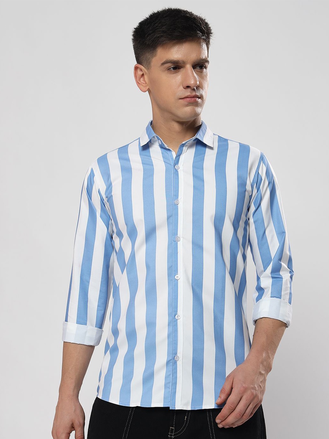 

YOUTH FIRST Men Premium Spread Collar Vertical Striped Casual Shirt, Blue