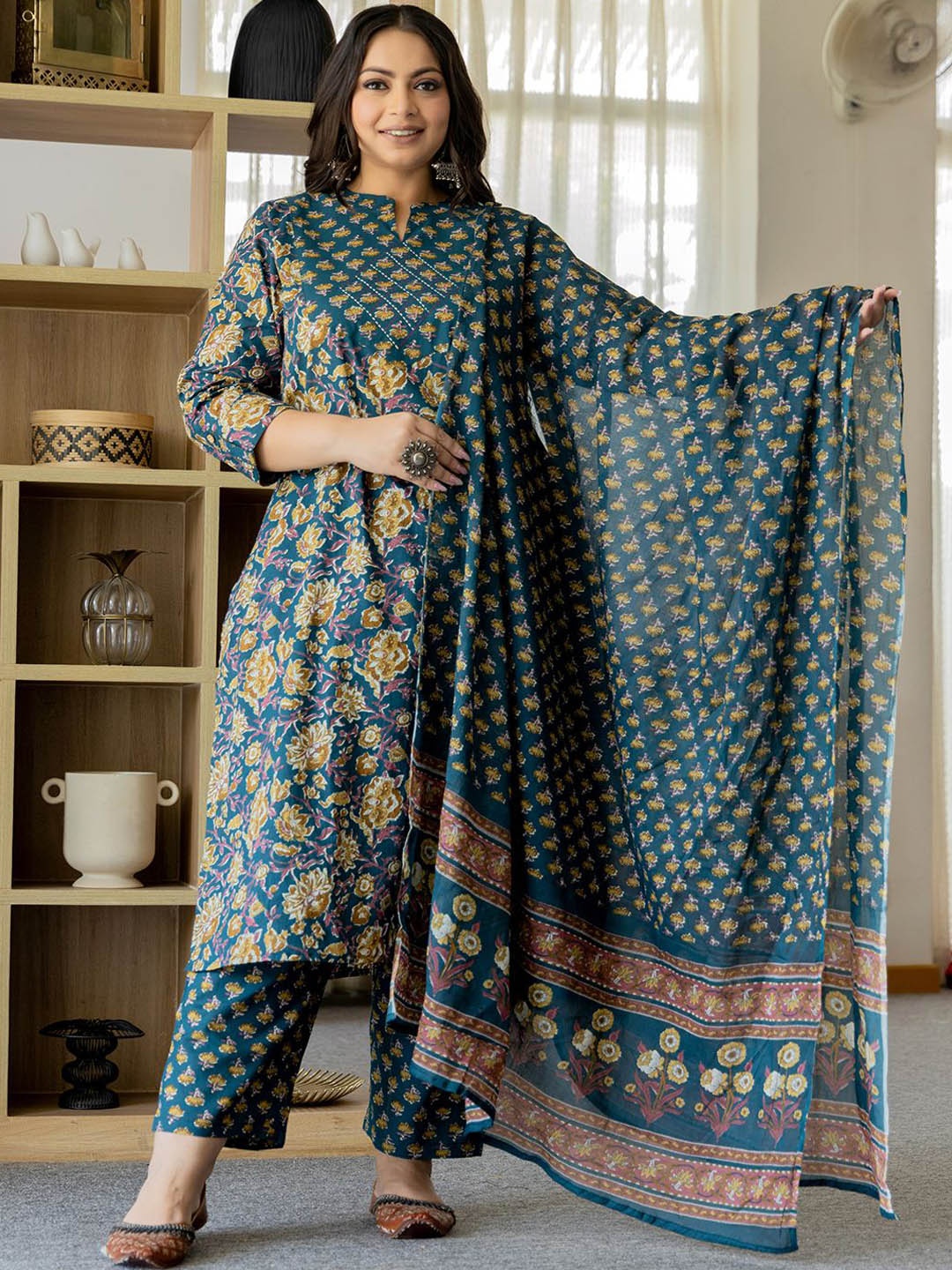 

Yufta Floral Printed Regular Pure Cotton Straight Kurta With Trouser With Dupatta, Teal