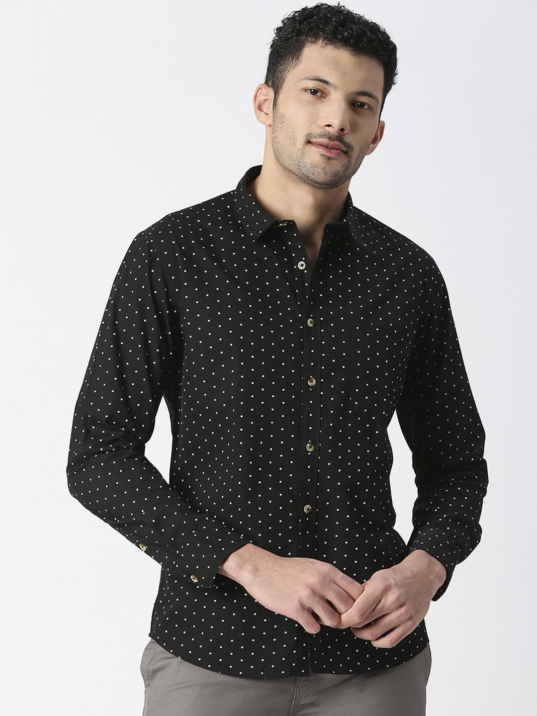 

SNX Men Spread Collar Micro Ditsy Printed Cotton Casual Shirt, Black